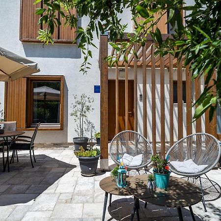 Stay U-Nique Studio Apartment In 奥拉萨奇 外观 照片